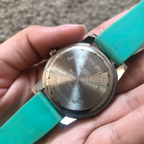 Turquoise gummy watch - Picture 5 of 6